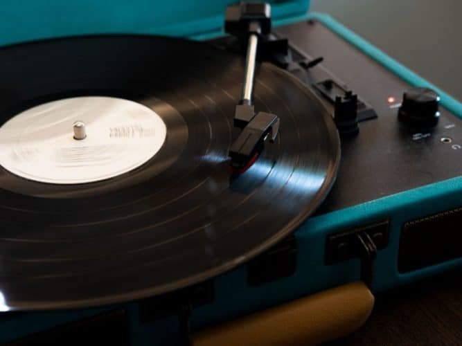 How Does A Record Player Work? A Complete Guide Upbeat Geek