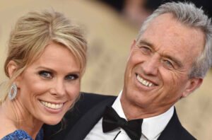 Cheryl Hines’ Net Worth: Career Beginnings, Awards, and Sources of