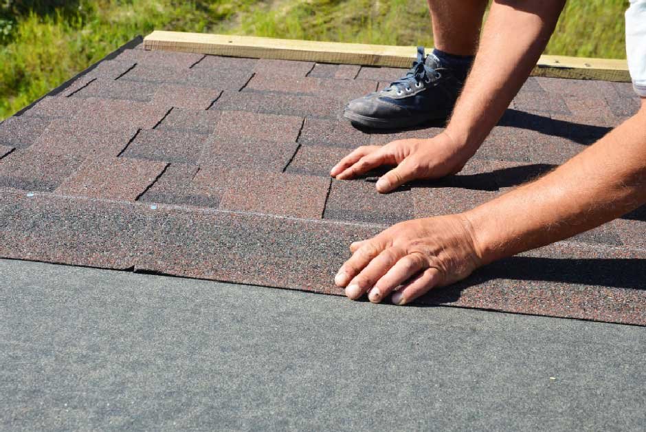 Key Factors to Consider When Choosing Asphalt Shingles in Seattle