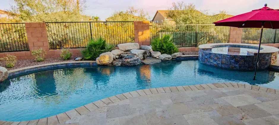 The Benefits of Hiring a Custom Pool Company Over Standard Pool Installers