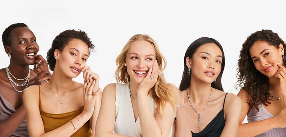 How to Pick Accessories That Complement Your Skin Tone