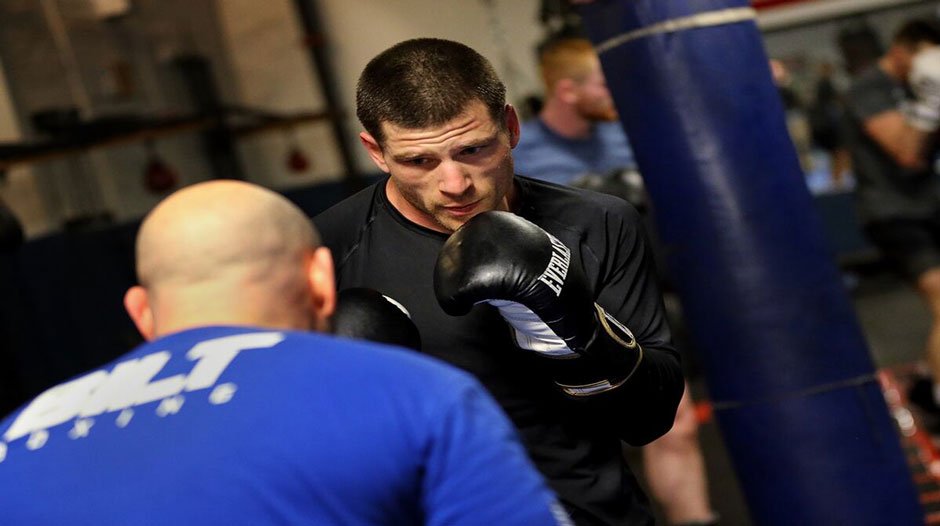 Reasons Why Boxing Fans Should Always Buy Tickets from Promoters (Not Resellers)
