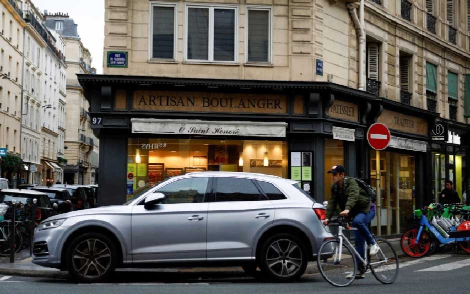 The Ultimate Guide to Renting a Car in France: Tips for Tourists