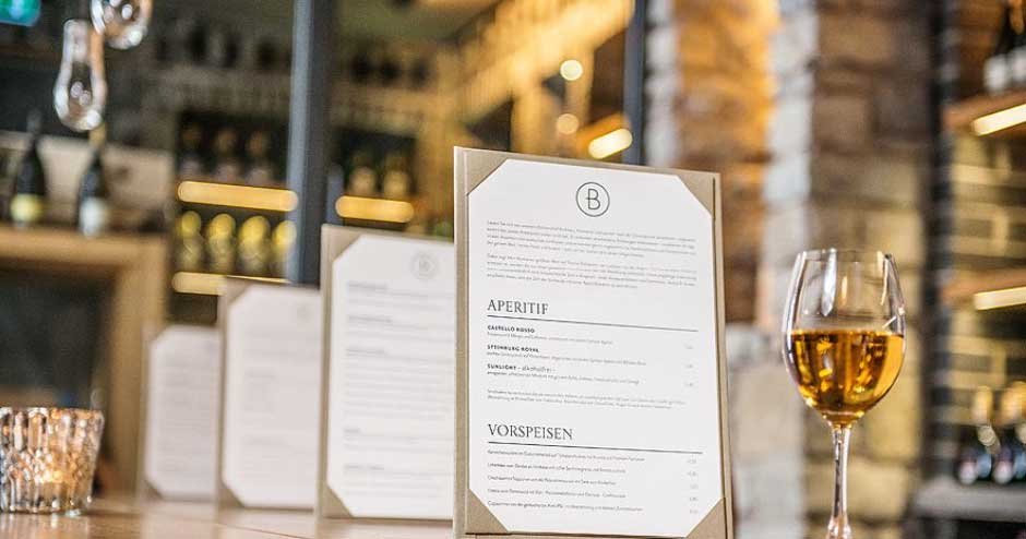 Service Aesthetics: Why Your Restaurant Needs Custom Menu Folders