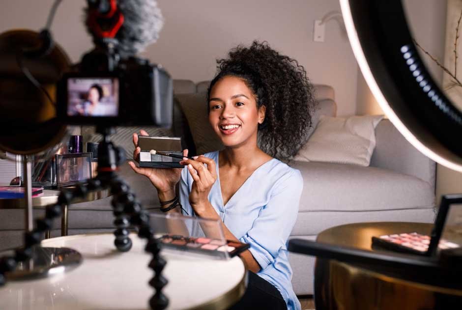 Creator Hustle Meets Smart Tech: Tools That Power the New Era of Online Fame