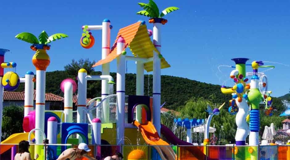 Making-a-Splash-Key-Considerations-for-Starting-Your-Waterpark