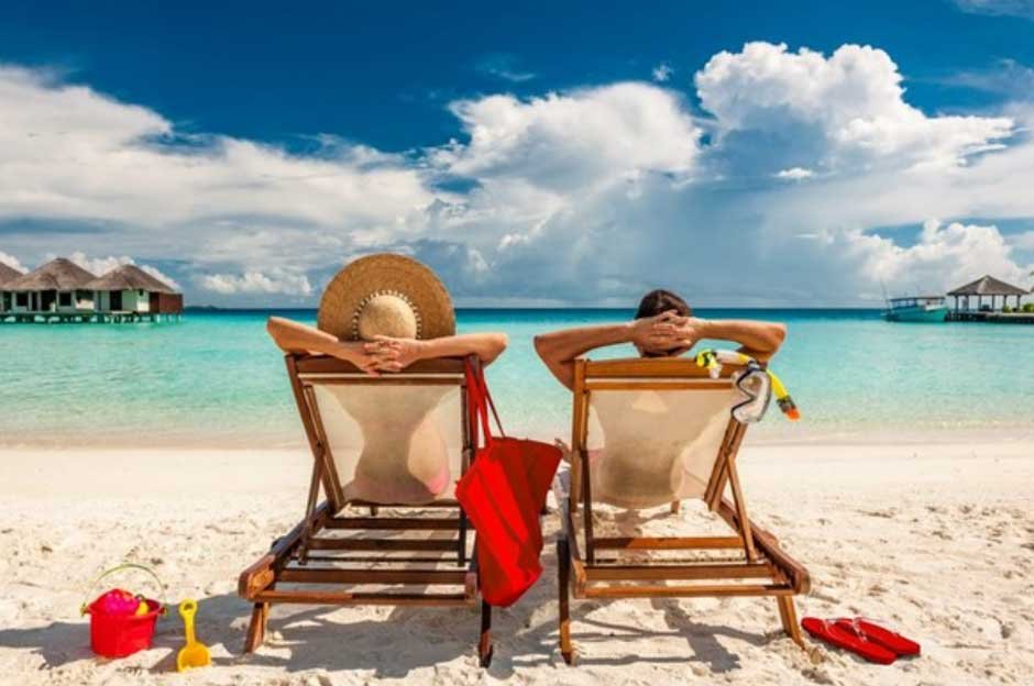 Travel Light, Relax More: The Case for Beach Equipment Rentals