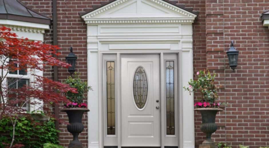 Steel,-Wood,-or-Fiberglass-What’s-Best-for-a-Front-Door