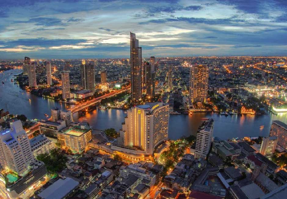 Why Modern Buyers Choose a Condo by the River in Bangkok