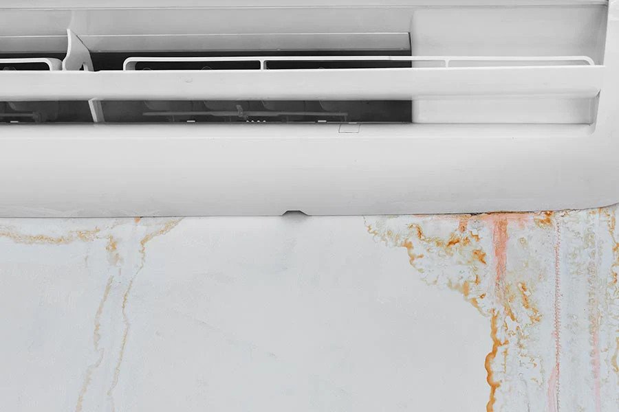 why-is-my-mini-split-leaking-water-from-the-front-1