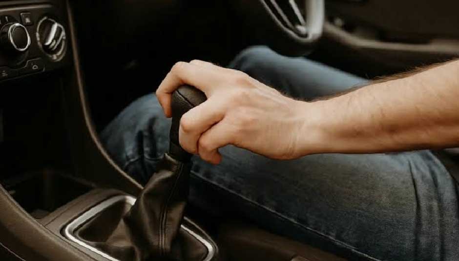 WHY IS MY CAR JERKING WHEN I CHANGE GEARS