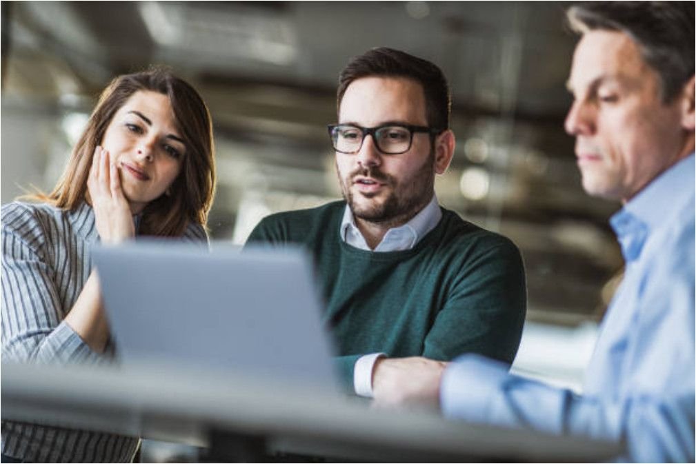 why-growing-businesses-are-turning-to-d365-crm-con-2