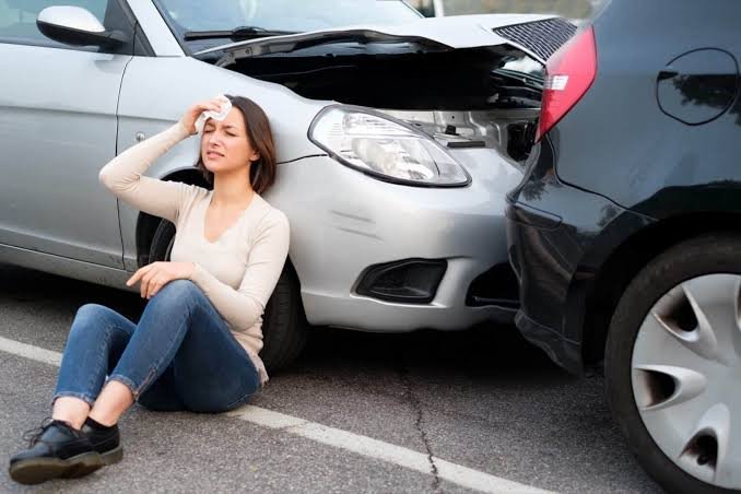 how-a-car-crash-attorney-gathers-evidence-insurers-1